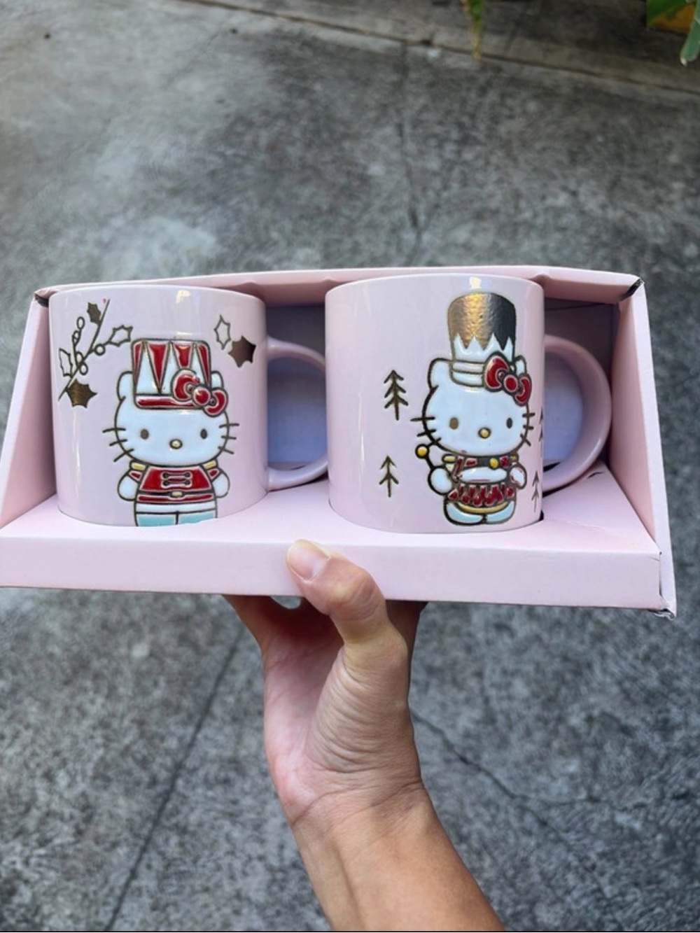 Hello Kitty Christmas Mugs (2 cup set)